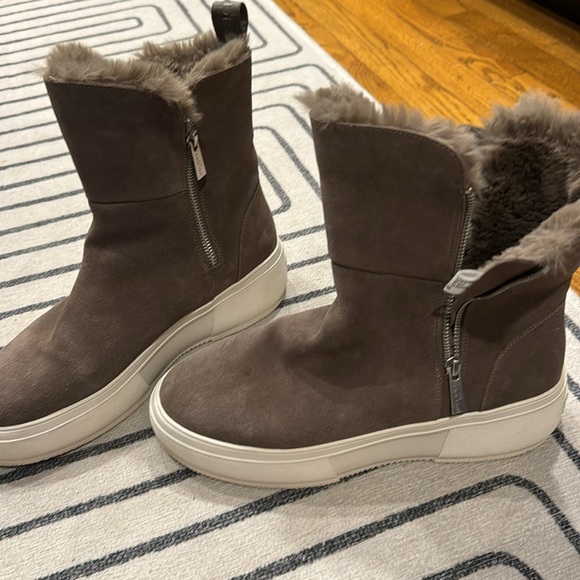 J/slides grey leather platform boots size 10 with faux fur lining - Picture 10 of 11